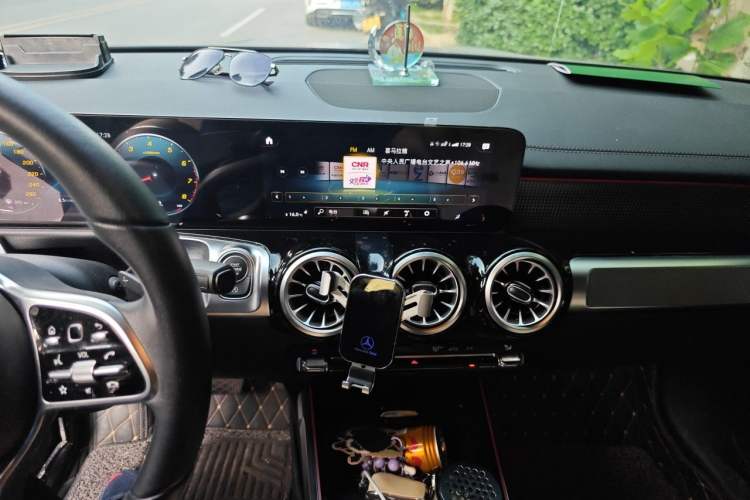 Used Mercedes-Benz GLB 2023 GLB 220 Fashion Model Audio And AC Panel