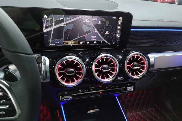 Used Mercedes-Benz GLB 2023 GLB 220 Fashion Model Audio And AC Panel