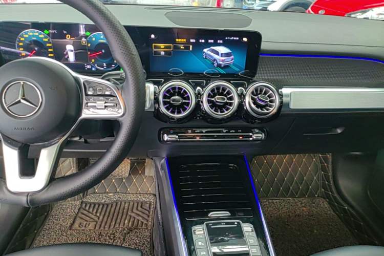Used Mercedes-Benz GLB 2023 GLB 220 Sport Edition Audio And AC Panel