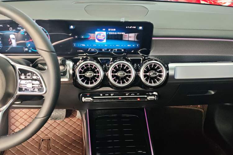 Used Mercedes-Benz GLB 2023 GLB 220 Fashion Model Audio And AC Panel