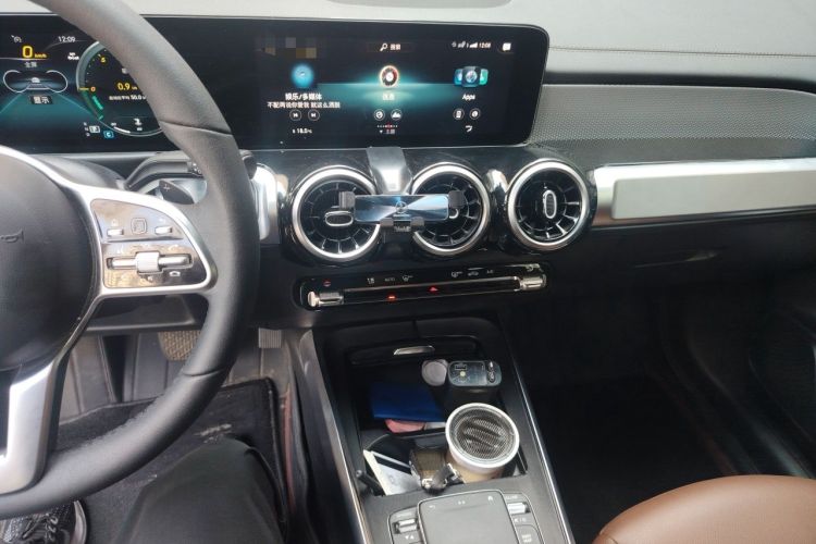 Used Mercedes-Benz GLB 2023 Refreshed GLB 200 Dynamic Edition Audio And AC Panel