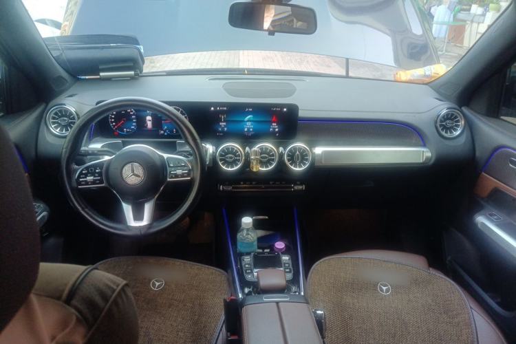 Used Mercedes-Benz GLB 2023 GLB 220 Fashion Model Center Console