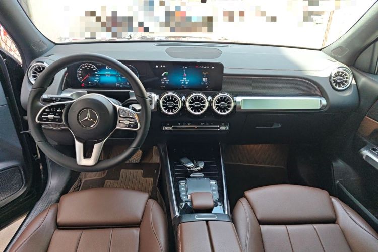 Used Mercedes-Benz GLB 2023 GLB 220 Fashion Model Center Console