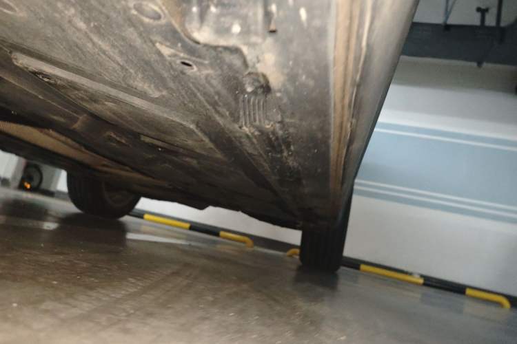 Used Mercedes-Benz GLB 2023 GLB 200 Fashion Model Chassis Front Left