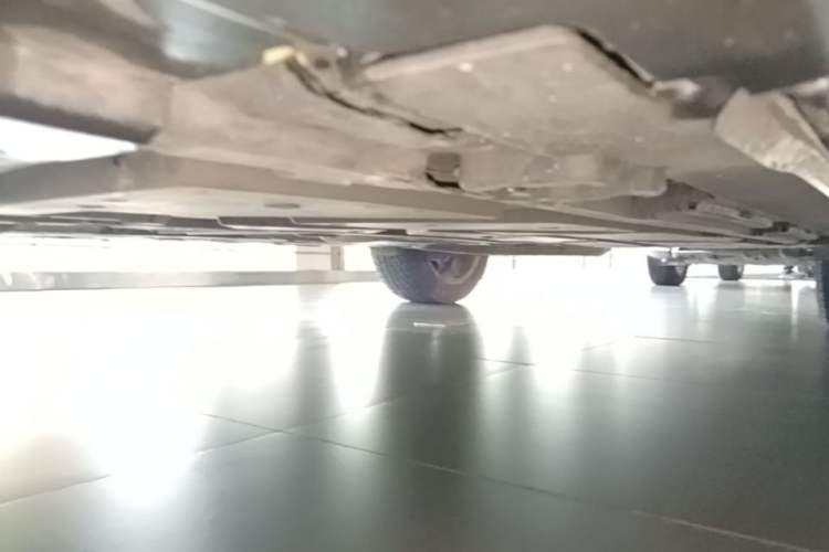 Used Mercedes-Benz GLB 2023 GLB 220 Fashion Model Chassis Front Left