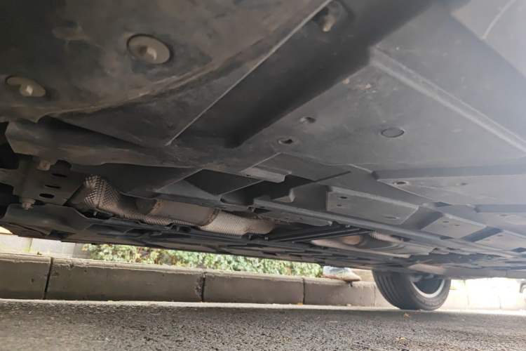 Used Mercedes-Benz GLB 2023 GLB 220 Fashion Model Chassis Front Left
