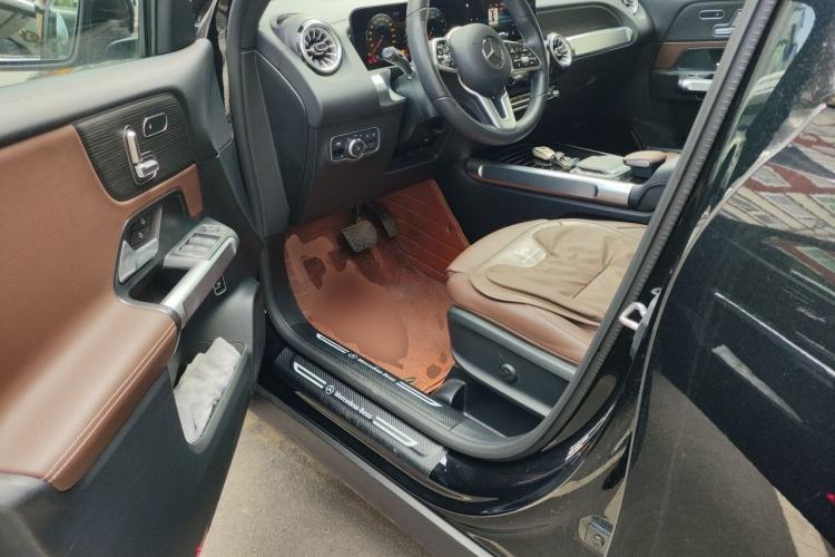 Used Mercedes-Benz GLB 2023 GLB 220 4MATIC Driver Seat