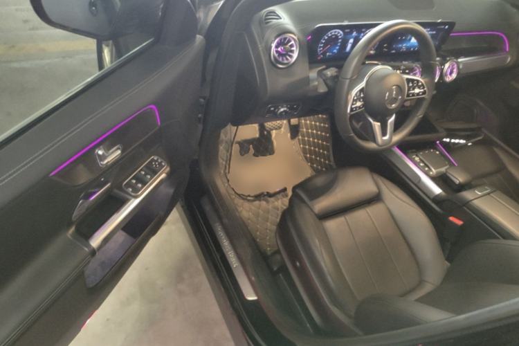 Used Mercedes-Benz GLB 2023 GLB 220 Sport Edition Driver Seat