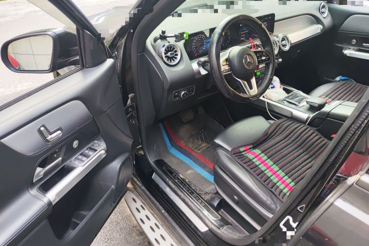 Used Mercedes-Benz GLB 2023 GLB 200 Dynamic Edition Driver Seat