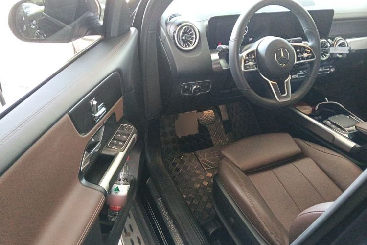 Used Mercedes-Benz GLB 2023 GLB 220 Sport Edition Driver Seat