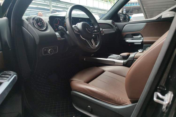 Used Mercedes-Benz GLB 2023 GLB 200 Fashion Model Driver Seat