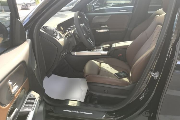 Used Mercedes-Benz GLB 2023 GLB 220 Sport Edition Driver Seat