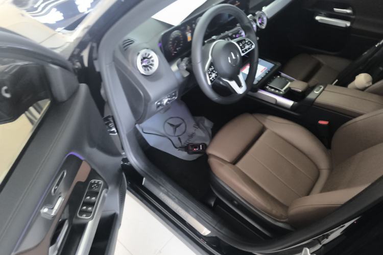 Used Mercedes-Benz GLB 2023 GLB 220 Fashion Model Driver Seat