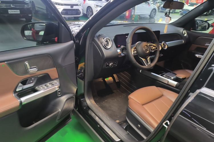 Used Mercedes-Benz GLB 2023 GLB 220 Sport Edition Driver Seat