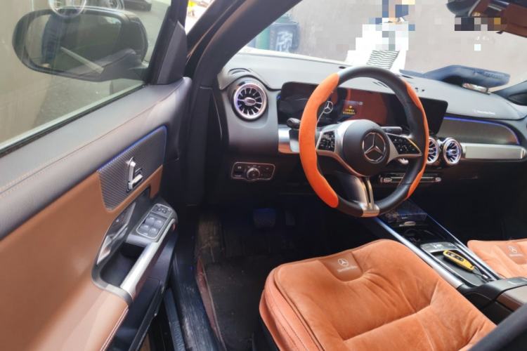 Used Mercedes-Benz GLB 2023 Refreshed GLB 200 Dynamic Edition Driver Seat