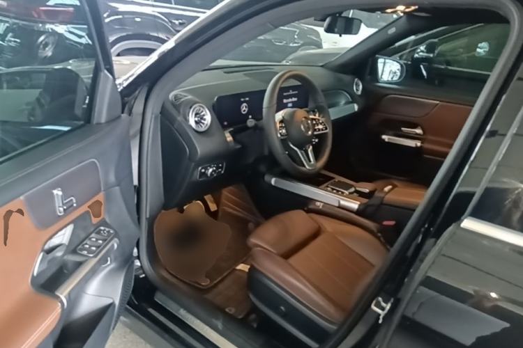 Used Mercedes-Benz GLB 2023 GLB 220 Sport Edition Driver Seat