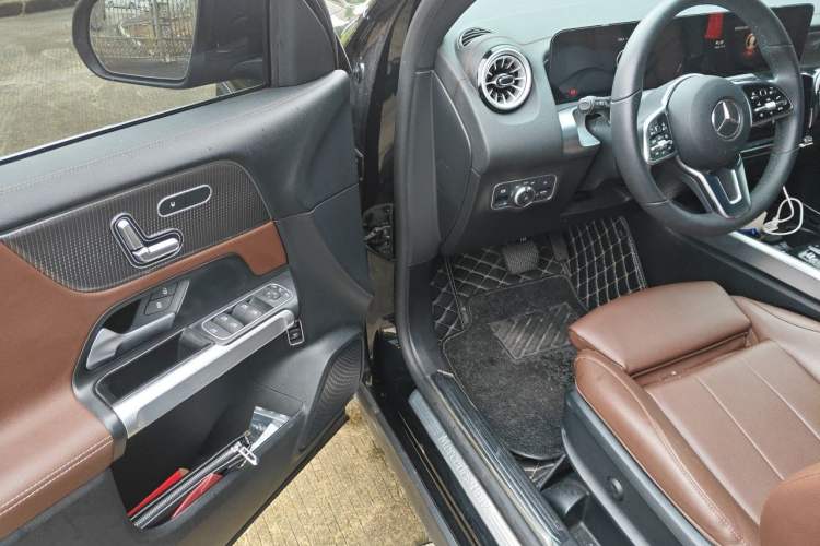 Used Mercedes-Benz GLB 2023 GLB 220 Fashion Model Driver Seat