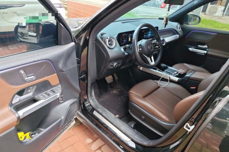 Used Mercedes-Benz GLB 2023 GLB 220 Sport Edition Driver Seat