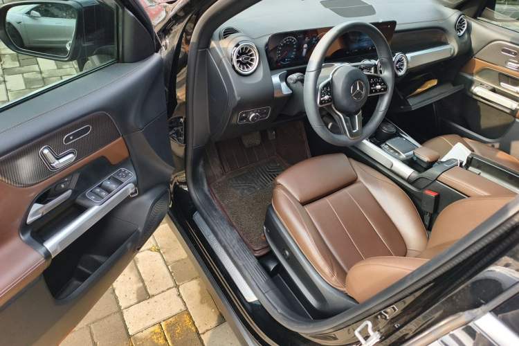 Used Mercedes-Benz GLB 2023 GLB 220 Fashion Model Driver Seat
