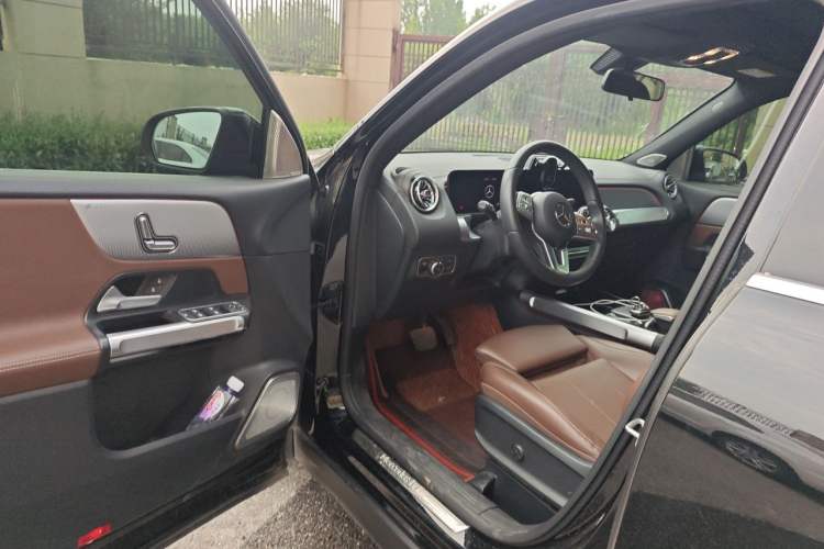 Used Mercedes-Benz GLB 2023 GLB 200 Fashion Model Driver Seat