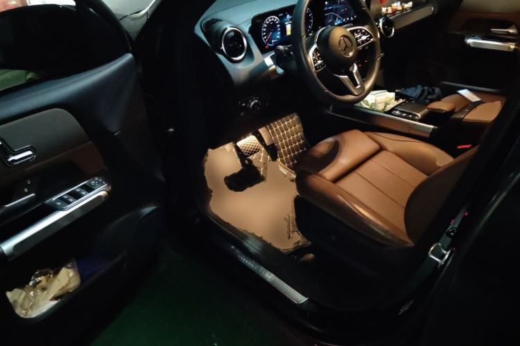 Used Mercedes-Benz GLB 2023 GLB 200 Fashion Model Driver Seat