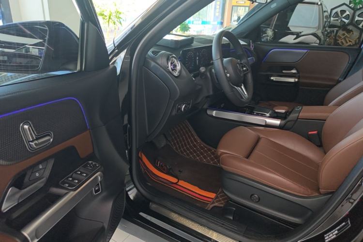 Used Mercedes-Benz GLB 2023 GLB 220 Sport Edition Driver Seat
