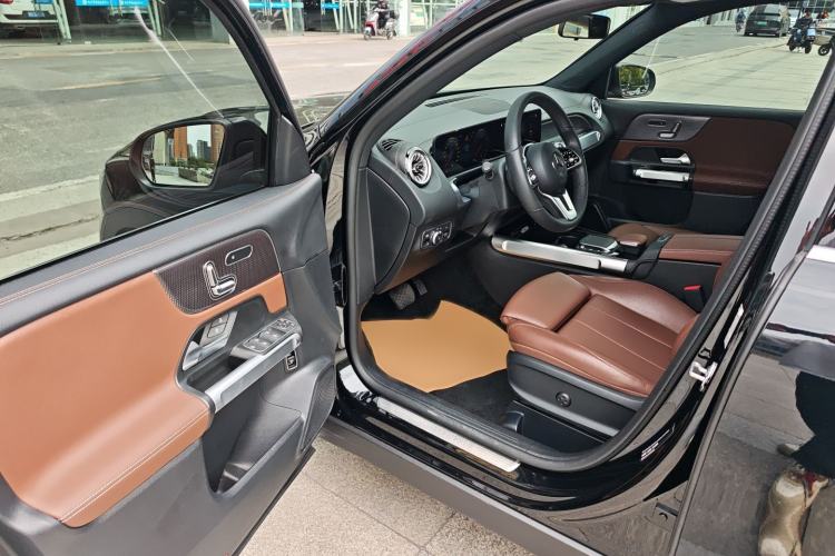Used Mercedes-Benz GLB 2023 GLB 220 Fashion Model Driver Seat
