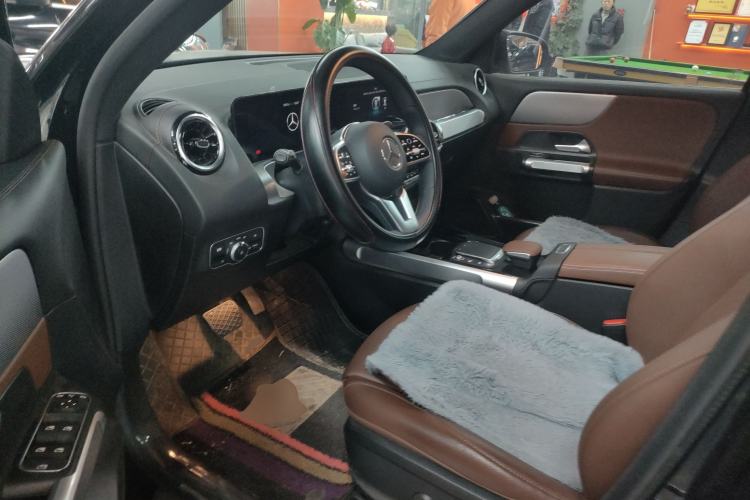 Used Mercedes-Benz GLB 2023 Refresh GLB 200 Fashion Edition Driver Seat