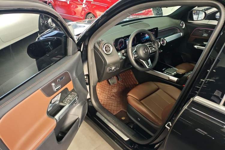 Used Mercedes-Benz GLB 2023 GLB 220 Fashion Model Driver Seat