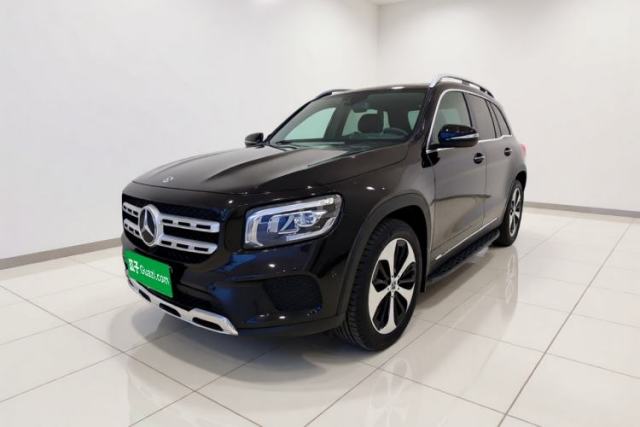 Ojetý Mercedes-Benz GLB 2023 GLB 220 Fashion Model