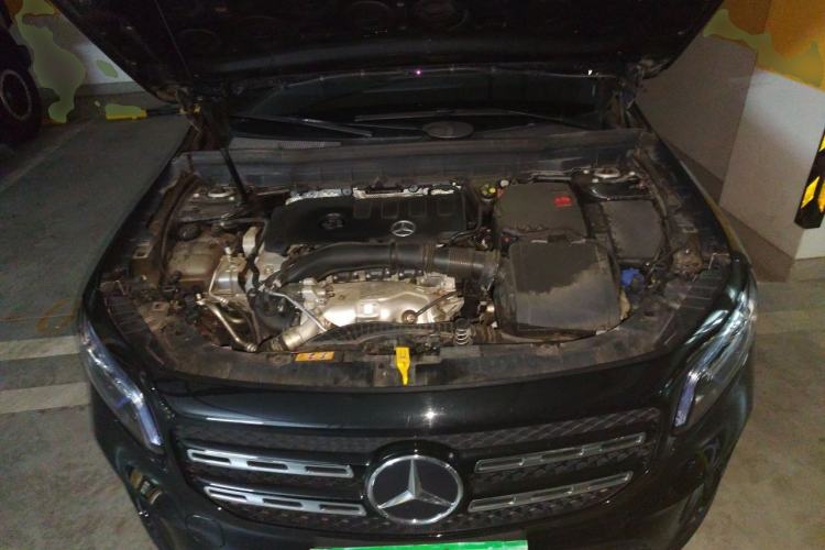 Used Mercedes-Benz GLB 2023 GLB 220 4MATIC Engine Bay