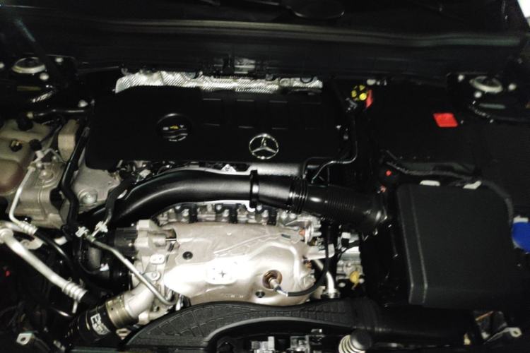 Used Mercedes-Benz GLB 2023 GLB 220 Fashion Model Engine Bay