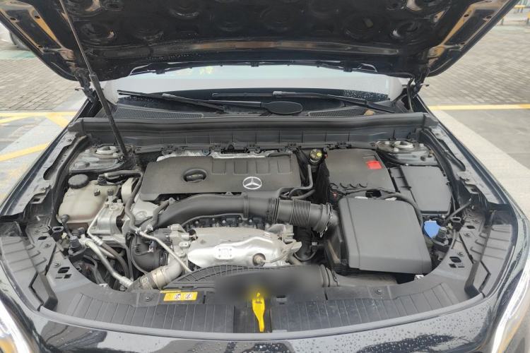 Used Mercedes-Benz GLB 2023 GLB 220 Sport Edition Engine Bay