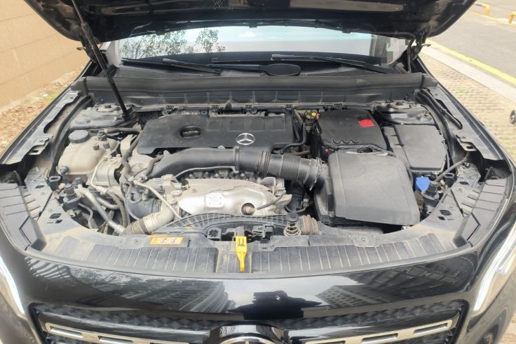Used Mercedes-Benz GLB 2023 GLB 220 4MATIC Engine Bay