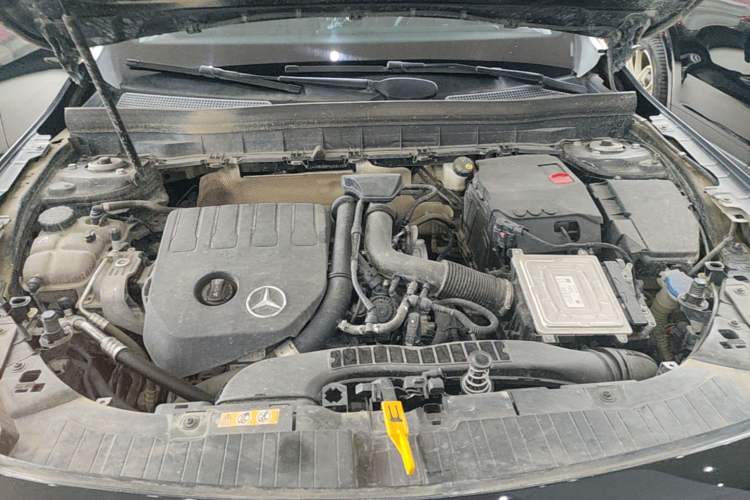 Used Mercedes-Benz GLB 2023 GLB 200 Dynamic Edition Engine Bay