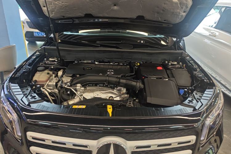 Used Mercedes-Benz GLB 2023 GLB 220 Sport Edition Engine Bay