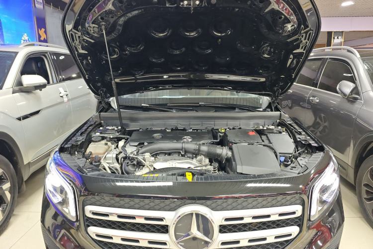 Used Mercedes-Benz GLB 2023 GLB 220 Fashion Model Engine Bay