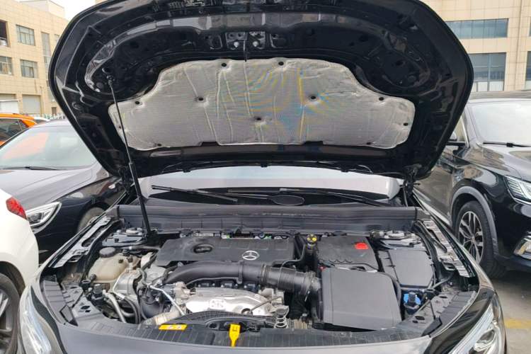 Used Mercedes-Benz GLB 2023 GLB 220 Sport Edition Engine Bay