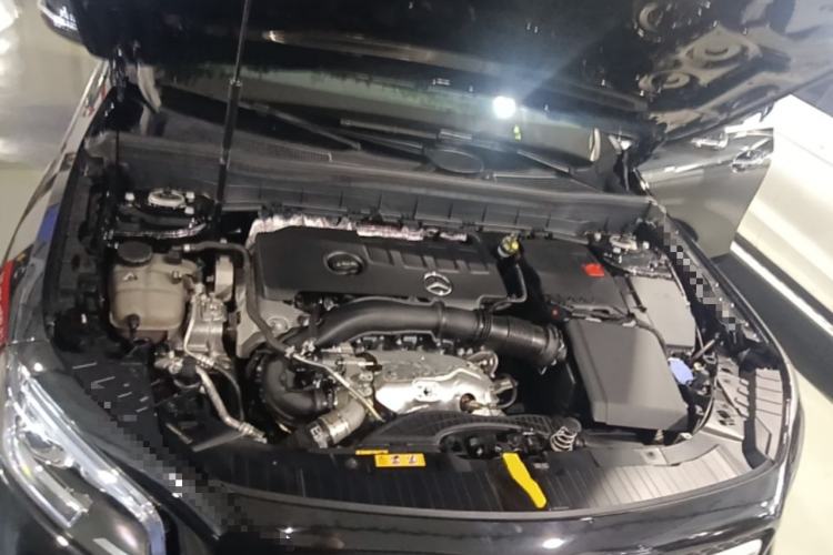 Used Mercedes-Benz GLB 2023 GLB 220 Fashion Model Engine Bay