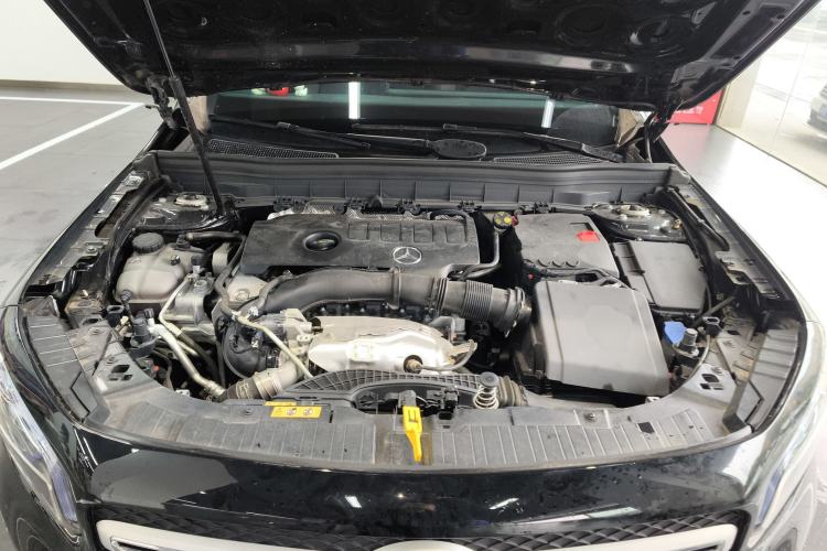 Used Mercedes-Benz GLB 2023 GLB 220 Fashion Model Engine Bay