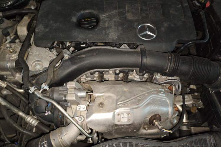 Used Mercedes-Benz GLB 2023 GLB 220 Sport Edition Engine Bay