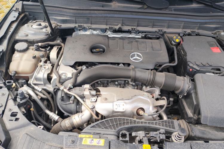 Used Mercedes-Benz GLB 2023 GLB 220 Sport Edition Engine Bay