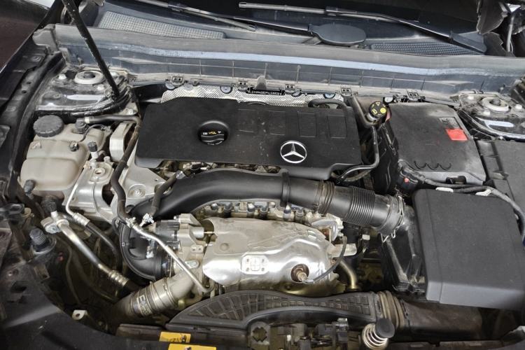 Used Mercedes-Benz GLB 2023 GLB 220 Sport Edition Engine Bay