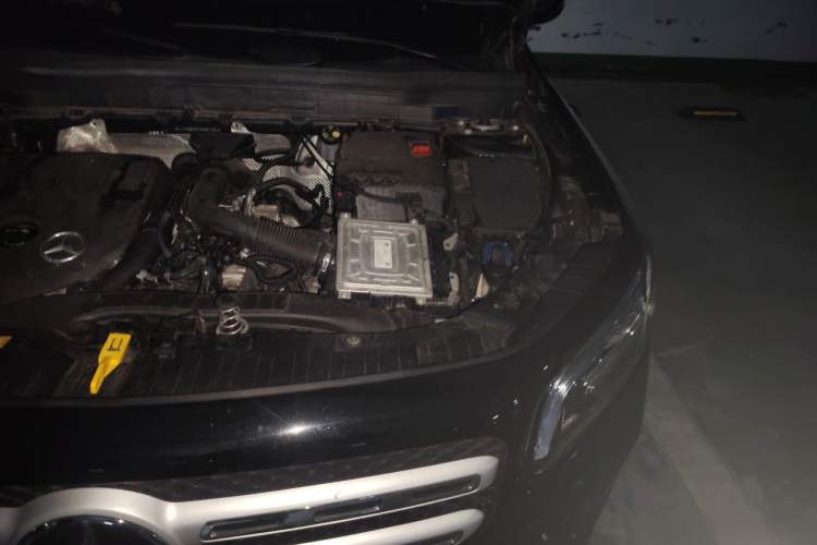 Used Mercedes-Benz GLB 2023 GLB 200 Fashion Model Engine Bay Left