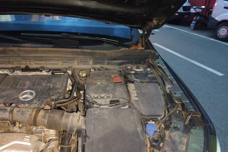 Used Mercedes-Benz GLB 2023 GLB 220 Sport Edition Engine Bay Left