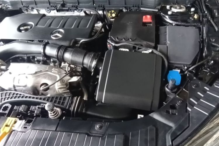 Used Mercedes-Benz GLB 2023 GLB 220 Fashion Model Engine Bay Left