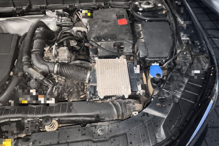 Used Mercedes-Benz GLB 2023 Refreshed GLB 200 Dynamic Edition Engine Bay Left