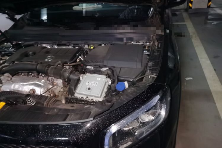 Used Mercedes-Benz GLB 2023 GLB 220 4MATIC Engine Bay Left