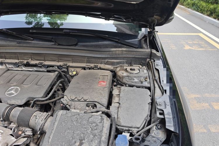 Used Mercedes-Benz GLB 2023 GLB 220 Fashion Model Engine Bay Left