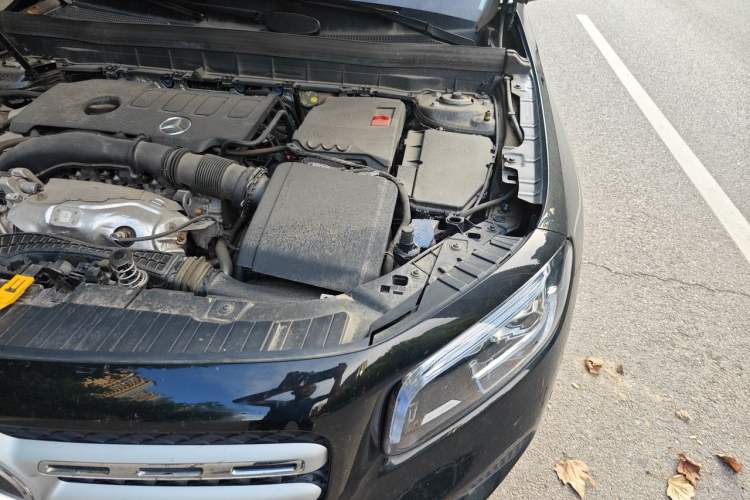 Used Mercedes-Benz GLB 2023 GLB 220 Fashion Model Engine Bay Left